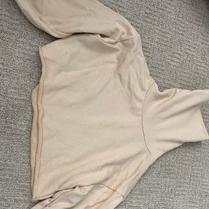 Turtle neck cropped sweatshirt